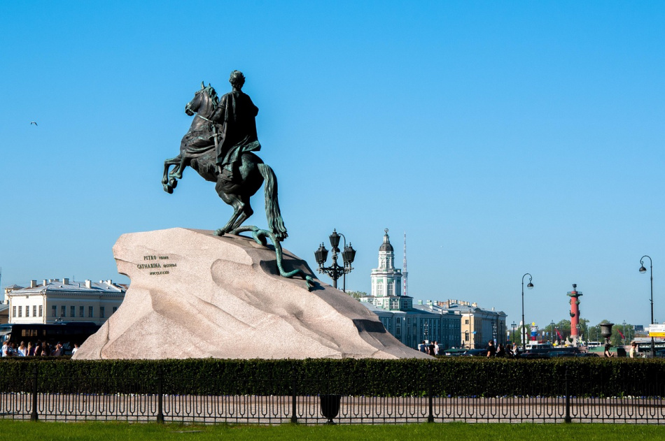В Петербурге стартовал XVI Санкт-Петербургский международный Книжный салон